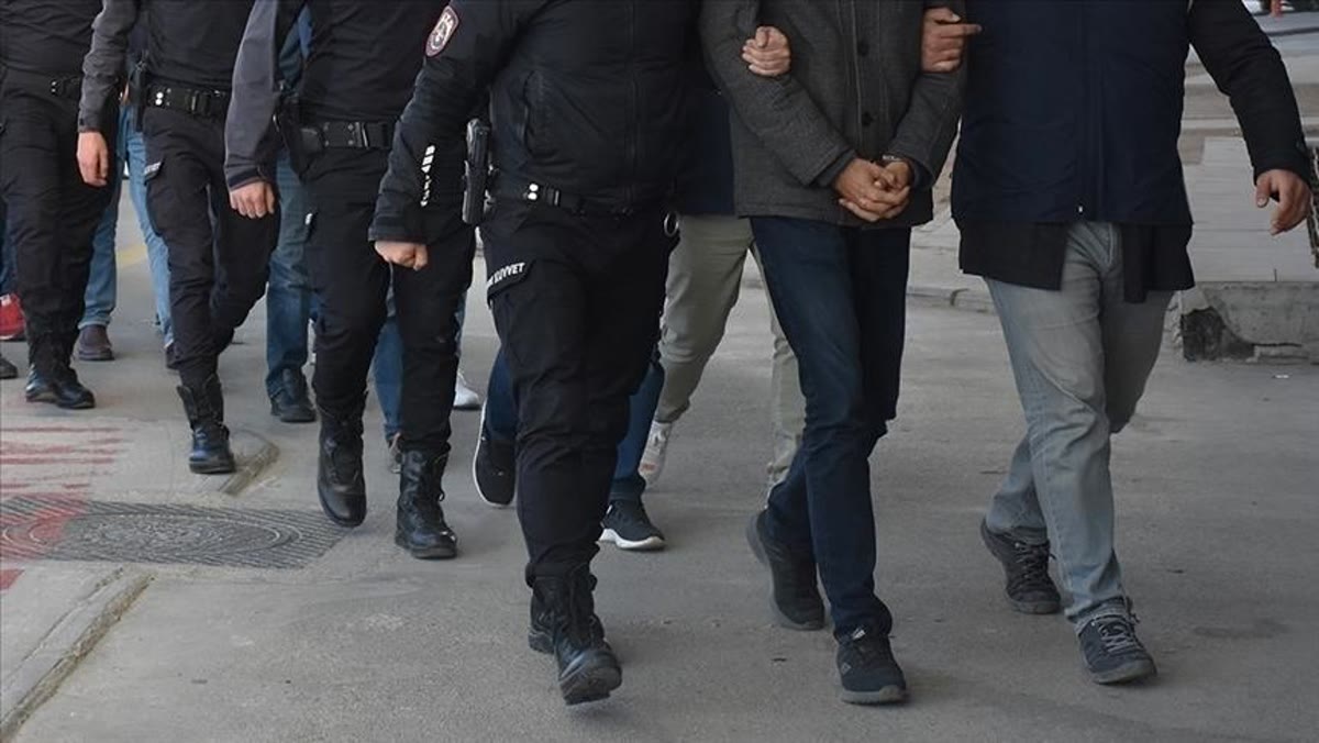 Milliyet 35 ilde uyuşturucu operasyonu haberi görseli