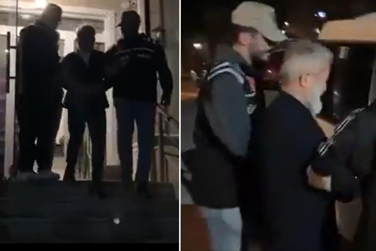 Kapak: Ali Tarakçı'nın evinden alınma anı (gece yarısı operasyonu)
