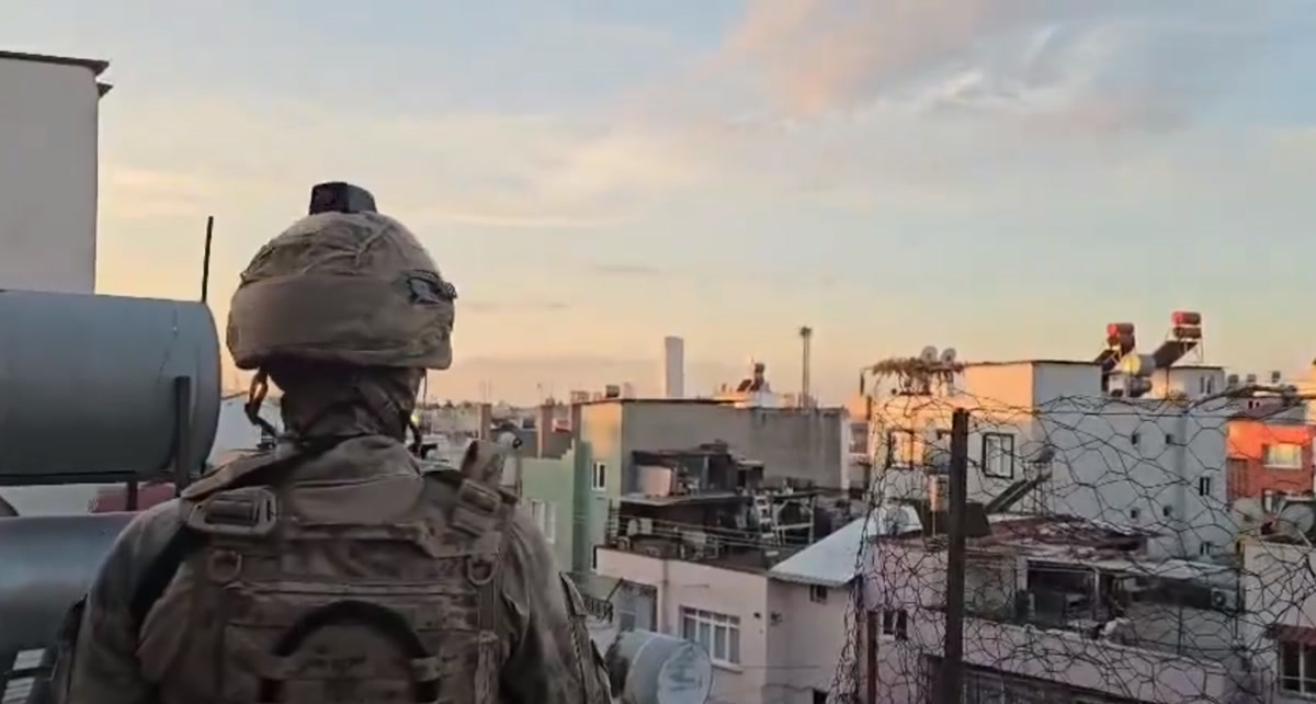 Ankara'dan DEAŞ operasyonu: Jandarma 16 ilde iz sürdü, 51 kişinin dosyasında meğer 'yardım' kuruluşları da var