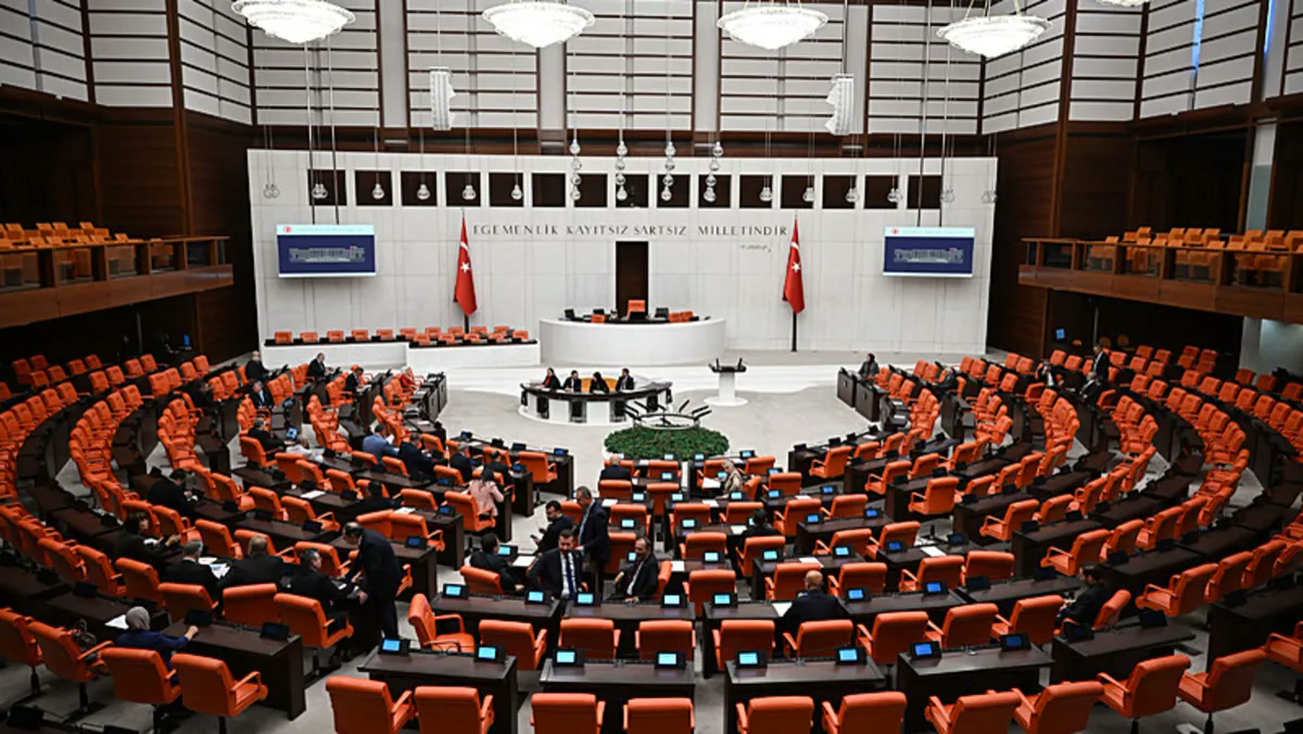 Ankara'da DEM Parti İmralı Heyeti, Meclis'te AK Parti Grubu'nun karşısına oturdu: Terörsüz Türkiye'de masada h