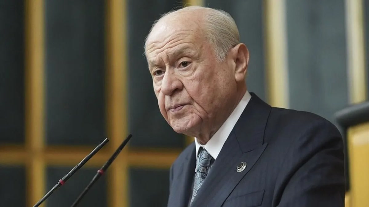 Ankara'da Devlet Bahçeli fon krizinde muhalefete yüklendi, Yunanistan'ı İsrail için uyardı, Terörsüz Türkiye'd