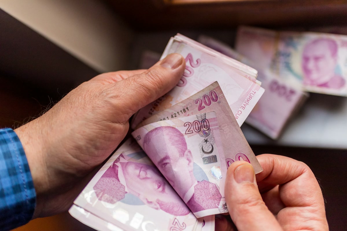 Ankara'da emeklilik sisteminde yıl sonu borçlanma saati: 360 günlük askerlik borcu bugün kaç lira, Ocak'ta ned
