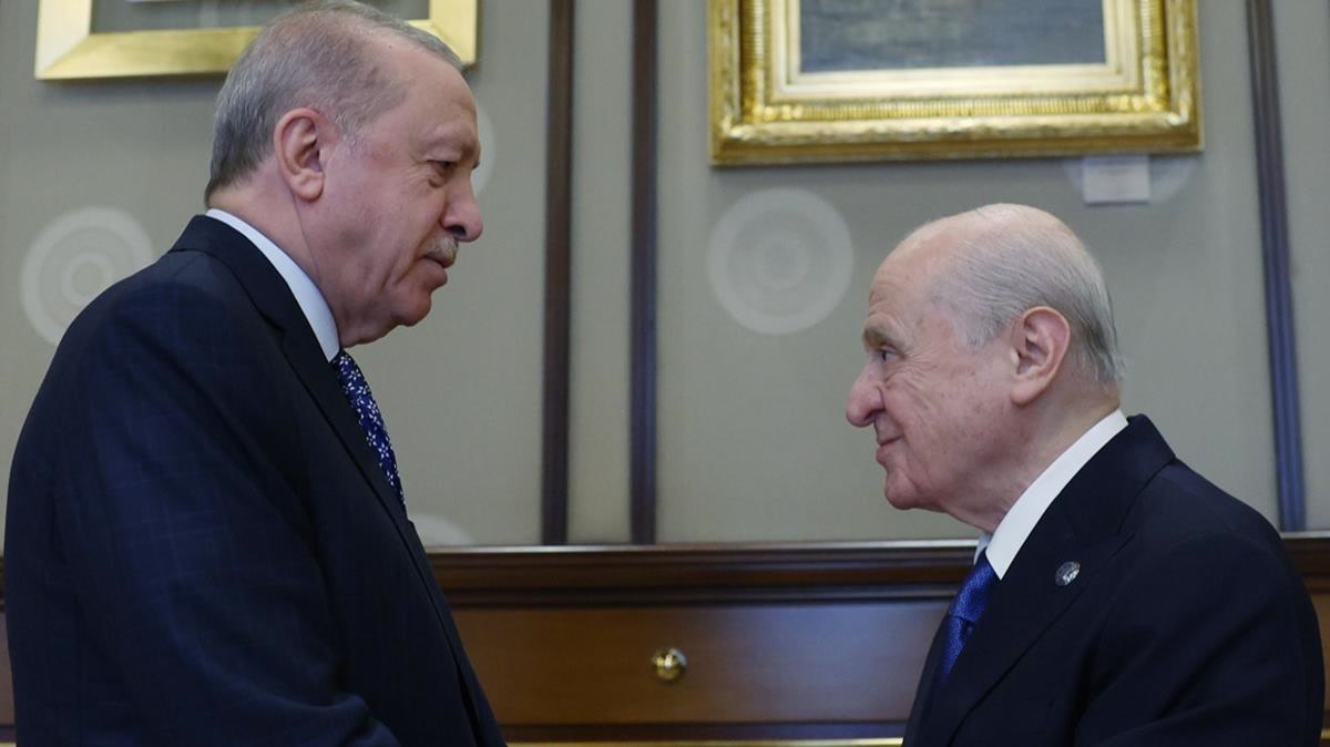 Ankara'da Erdoğan Bahçeli görüşmesi Beştepe'de bir saati aşkın sürdü: görüşmeden dışarıya ne yansıdı?