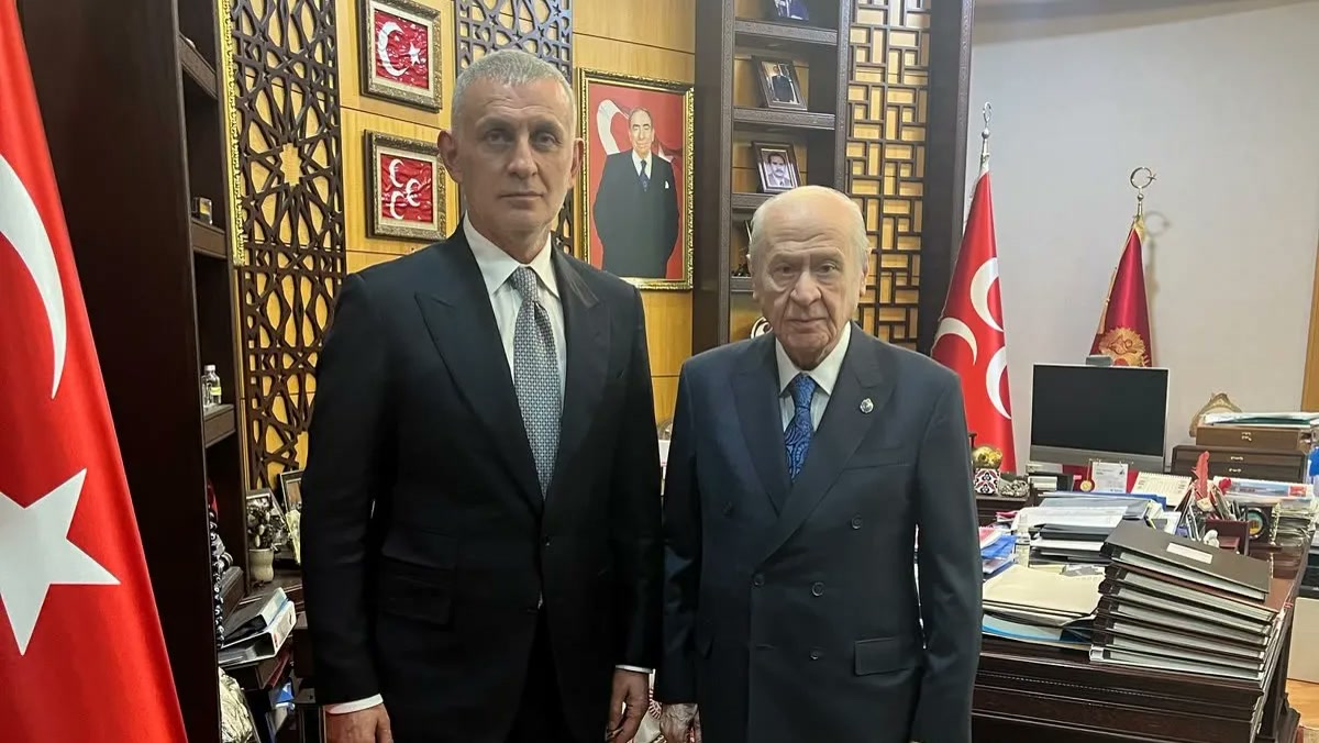 Ankara'da MHP Genel Merkezi'ne giden İbrahim Hacıosmanoğlu, 'yalnız değilsin' diyen Devlet Bahçeli ile ne konu