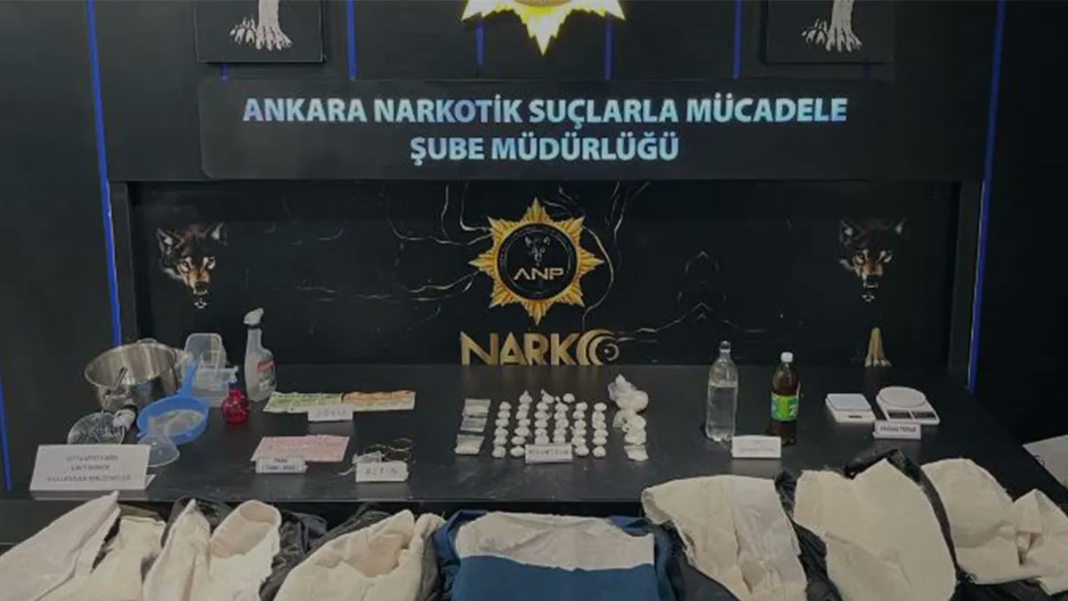 Ankara'da yapay zeka destekli narkotik operasyonu: 6 kilo 660 gram metamfetaminin yanında bir de litreyle ölçü