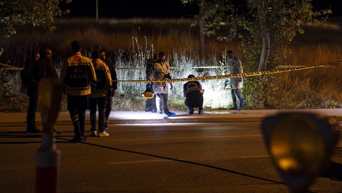 Ankara Pursaklar'da şehit polis Ahmet Türkoğlu: Gece yarısı kimlik kontrolünde iki el ateş eden şüpheli, hemen