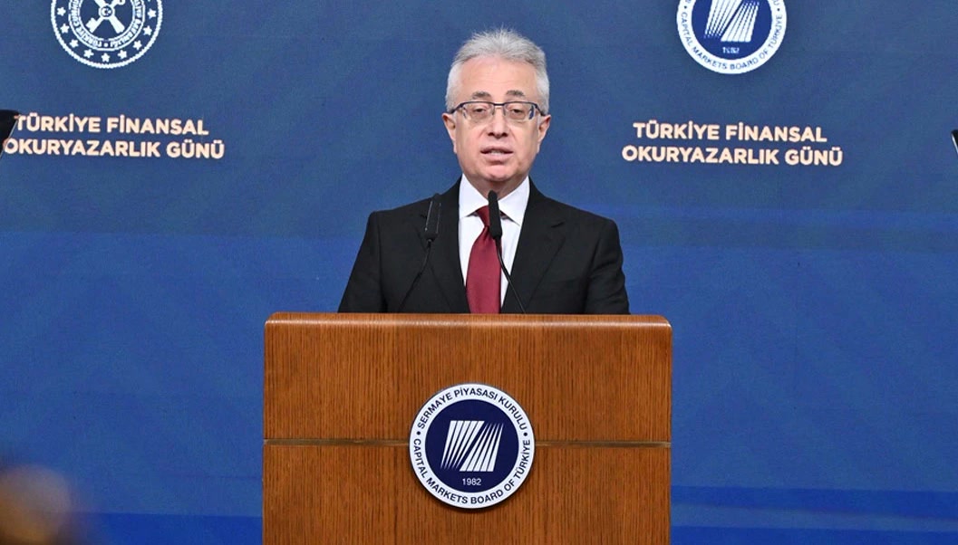 Ankara'da fon soruşturması bir günde iki koltuğu boşalttı: SPK Başkanı ile Bakan Yardımcısı aynı anda neden gi