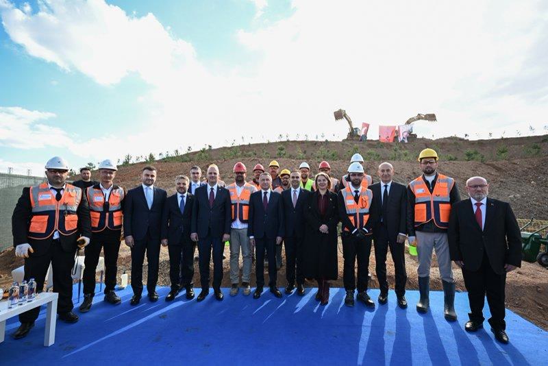 Ankara Temelli'de veri merkezinin kazması vuruldu: toprağa girecek rakam Avrupa sıralamasını nereye taşıyacak?