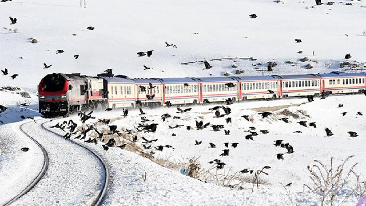 Ankara'da Turistik Doğu Ekspresi biletleri için gün sayılıyor: Kars'a 70 seferlik kış yolculuğu 21 Aralık'ta b
