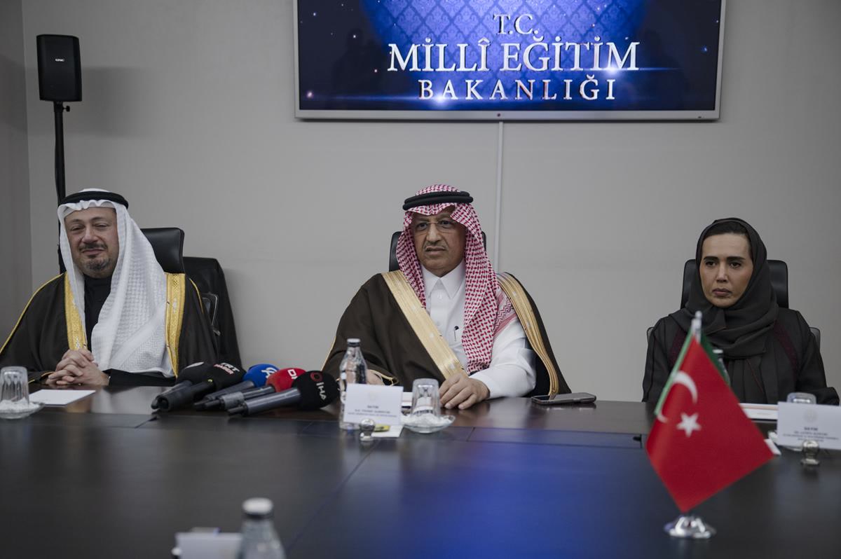 Ankara'da Yusuf Tekin, Suudi Arabistanlı mevkidaşıyla görüştü: hangi mutabakat zaptı imzalandı?