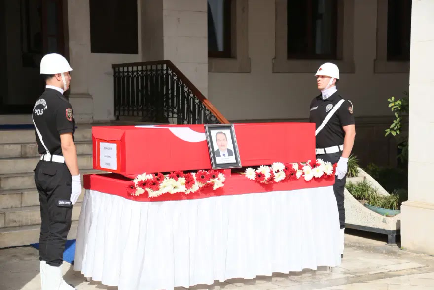 Antalya'da Muratpaşa kaymakamlığı yapan İhsan Kara'nın 39 yıllık meslek hayatı hangi ilçelerden geçti?