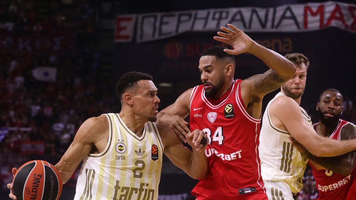 Atina'da Olimpiakos - Fenerbahçe maçında 16 sayı geride kalan sarı-lacivertliler ne yaptı?