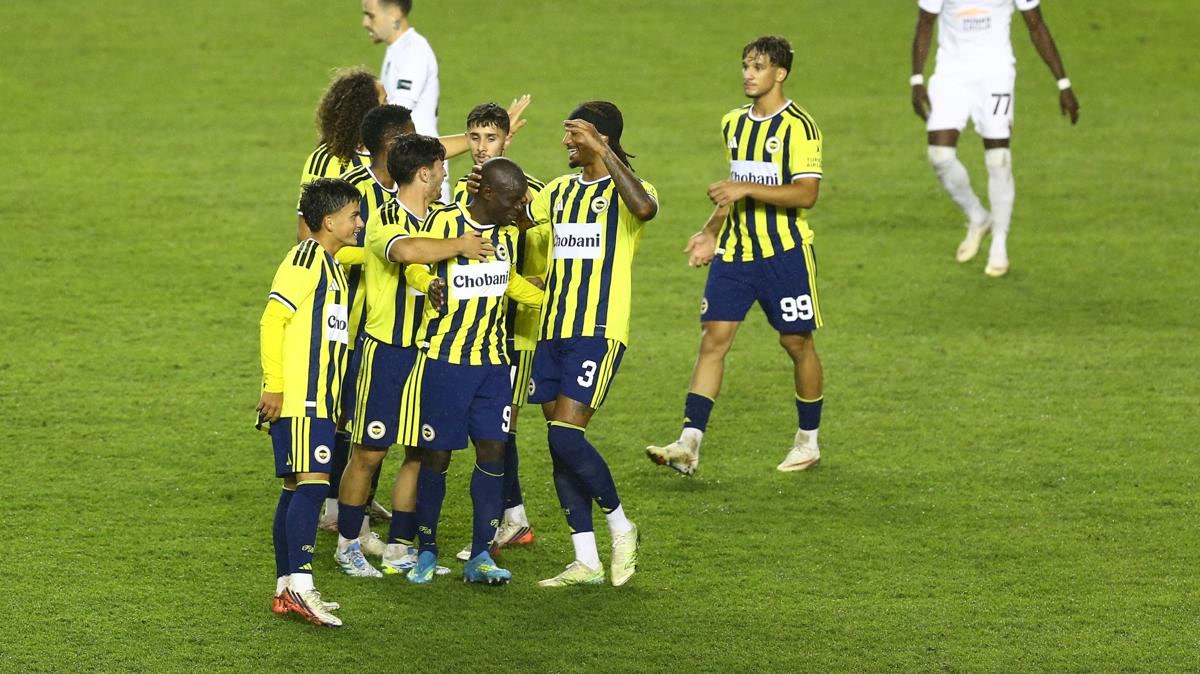 Bakü'de Turan Tovuz-Fenerbahçe Spor Kulübü maçında Greenwood tekmeyi çaktı, kırmızı gördü: Sonra öyle bir kara
