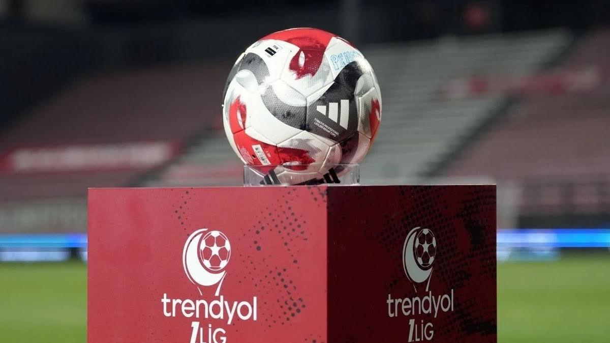 Bandırma'da TFF 1. Lig'in 10. haftası başlıyor: Sivasspor yarın 14.30'da sahada, puan durumunda kim yer değişt