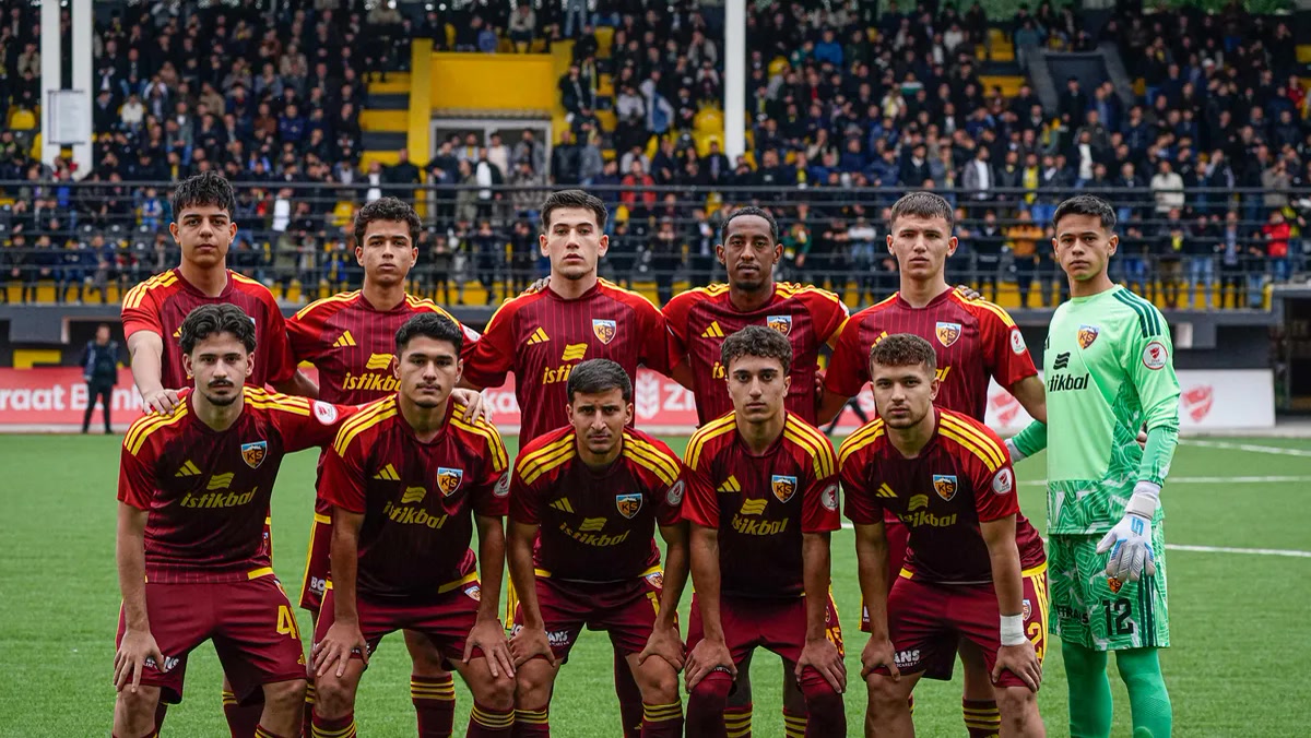 Bitlis'te Özgüzelderespor - Kayserispor kupa maçında Üçüncü Lig ekibi sahadan ne kopardı?