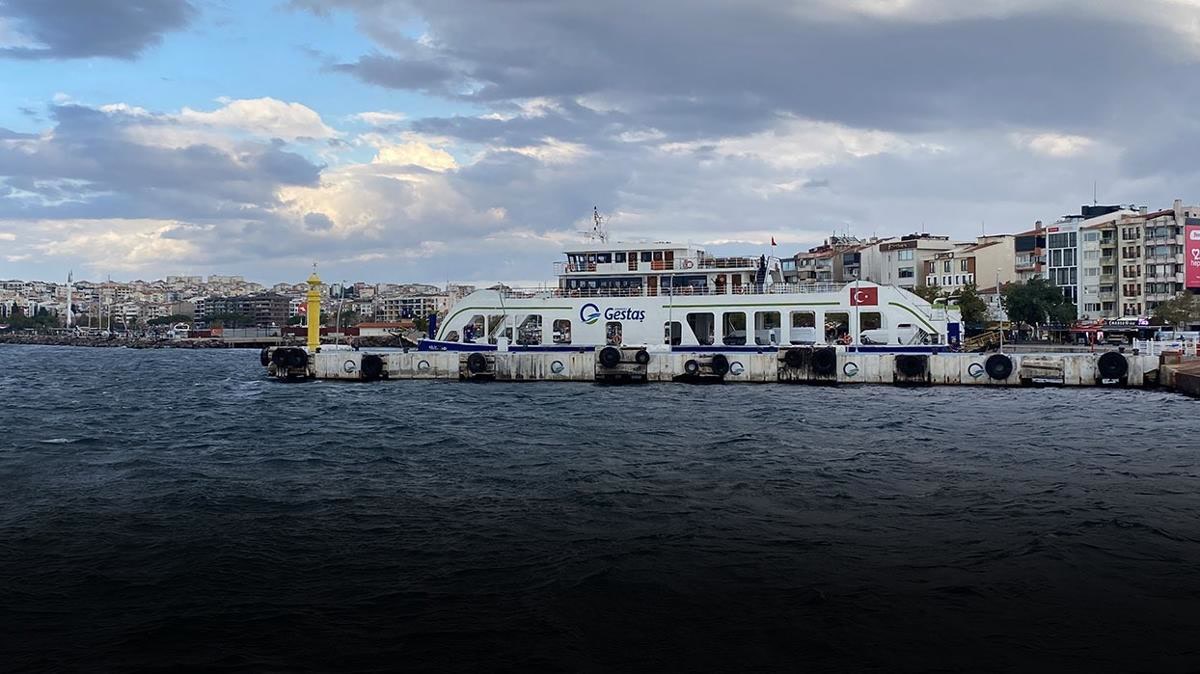 Çanakkale'de feribot seferlerine fırtına engeli: Bozcaada ve Gökçeada'ya bugün hangi saatte feribot var, hangi