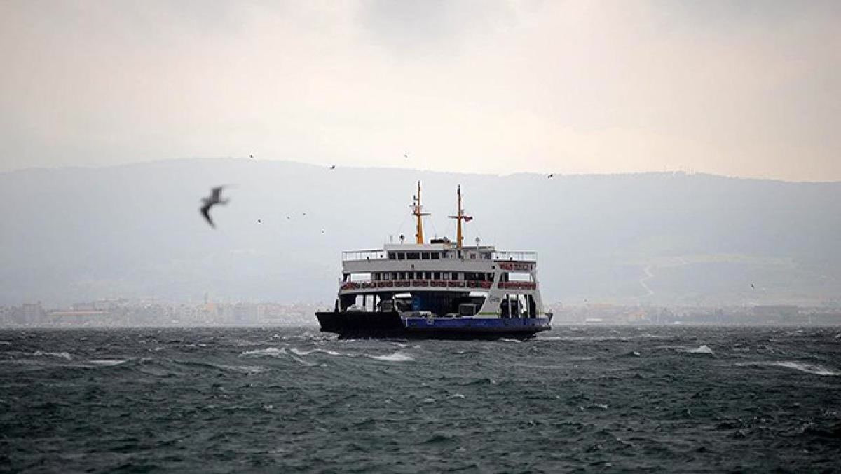Çanakkale'de feribot seferlerine fırtına engeli: Bozcaada ve Gökçeada'ya bugün hangi saatte feribot var, hangi