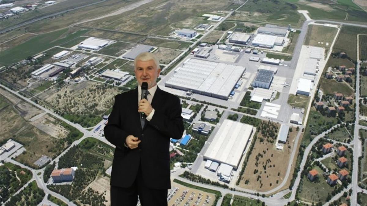 Denizli'de TUSAŞ Motor Sanayii Genel Müdürü Akşit yabancı elektrikli otomobillere kampüs kapısını kapattı, seb