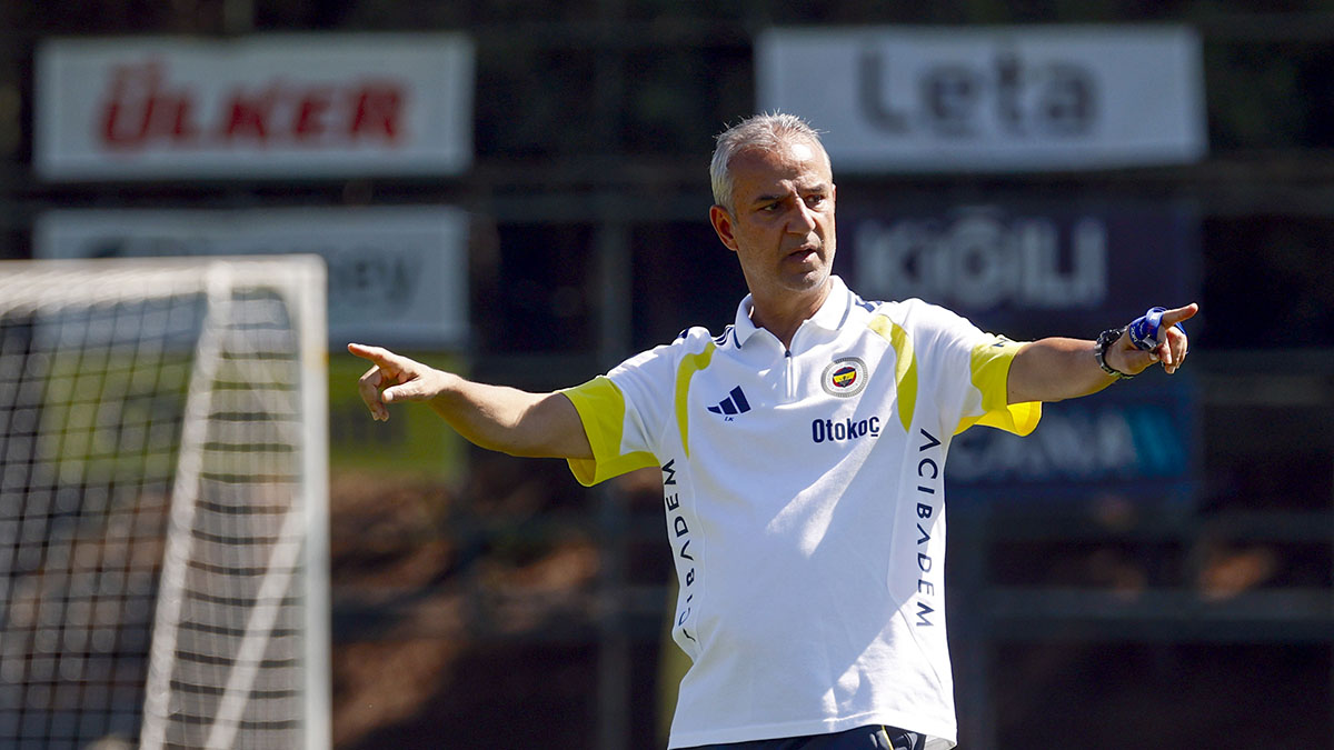 GÖVDE - İsmail Kartal 12 Eylül antrenmanında Can Bartu Tesisleri'nde; Fenerbahçe resmi sitesi, 1200x675, kriz bölümüne