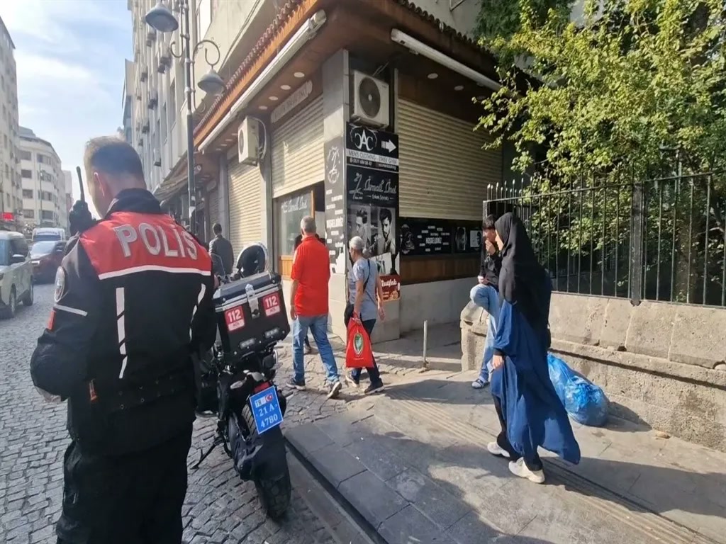 Diyarbakır'da silahlı saldırı: Sur'da İnönü Caddesi'nde ateş açıldı, ardından ne oldu?