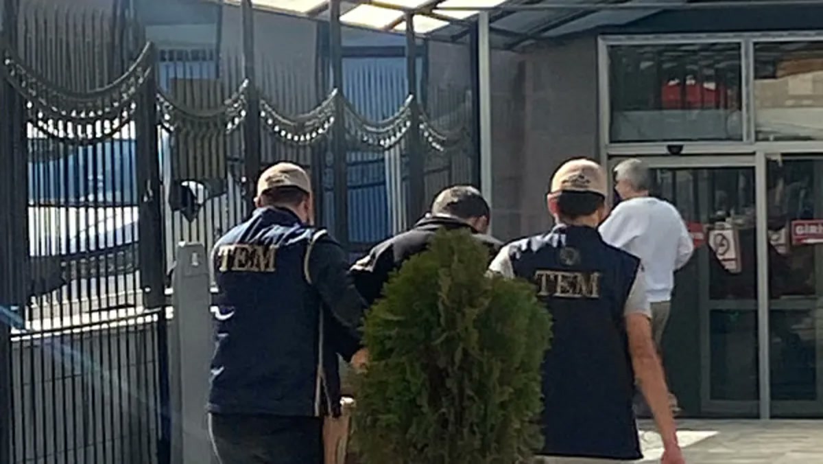 Eskişehir'de kırmızı bültenle aranan DEAŞ şüphelisi, Sakarya'da hawala dekontları: iki ilde örgütün neresine d