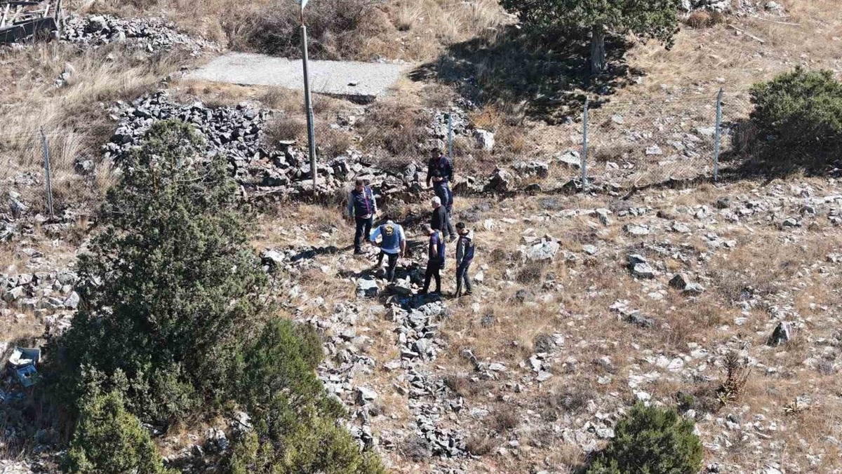 Eskişehir Seyitgazi'de 14 yıllık faili meçhul Yakup dosyasında baba tutuklandı; jandarmanın çadırlarla ilgili 