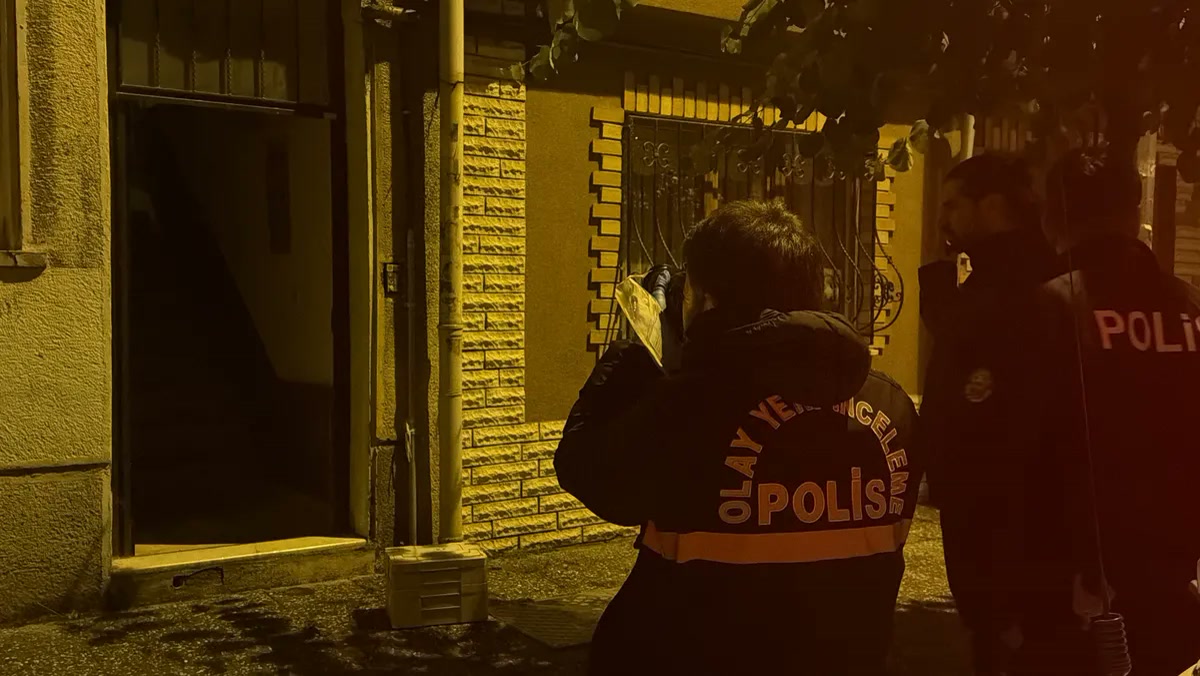 Eskişehir Tepebaşı'nda Yadigar Yılmaz aynı apartmandaki komşusunun evinde fenalaştı: 43 yaşındaki Yılmaz'ın şü