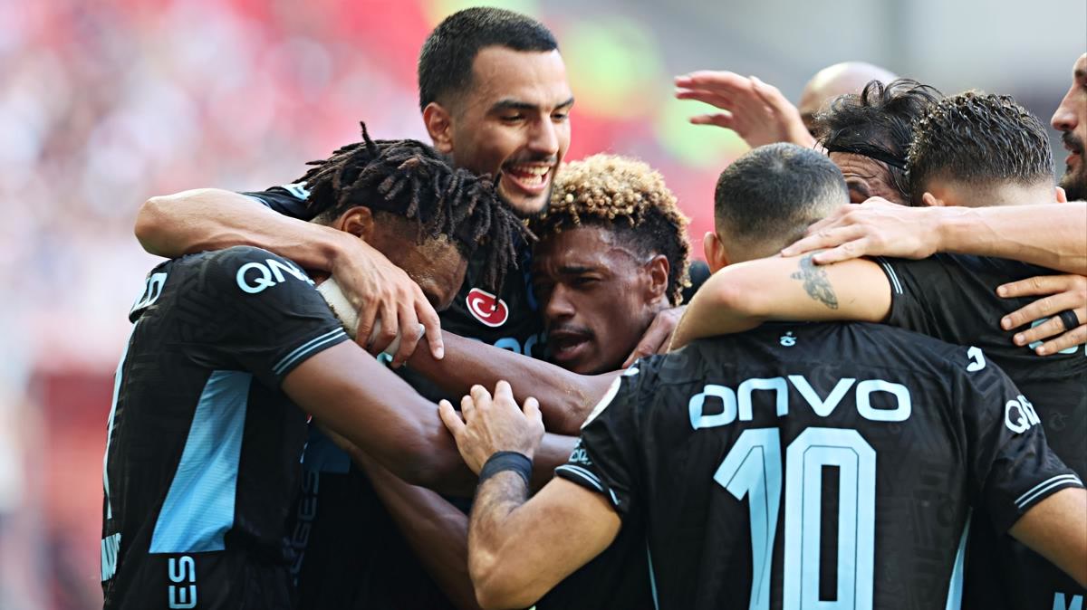 Finlandiya'da Trabzonspor KuPS maçına çıkıyor: Konferans Ligi'nde 804 günlük hasret, Salah ve Thomas Reis'in r