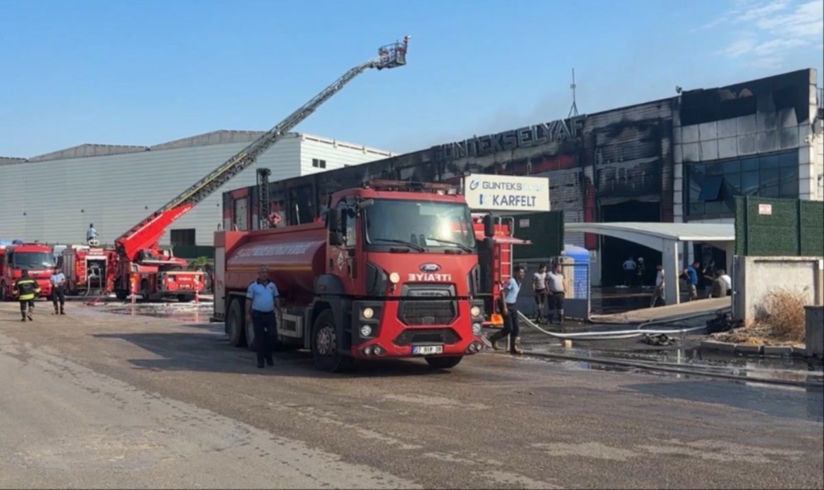 Gaziantep'te 47 araçla söndürülen fabrika yangınının sigorta faturası patladı, tutuklanan isim ise alevlerin e