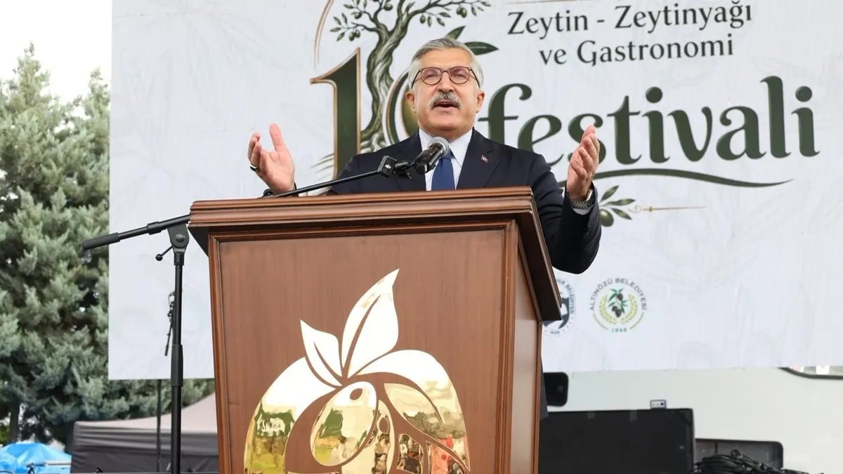 Hatay Altınözü'nde AK Parti'den net mesaj: Cumhur İttifakı'nın adayı kim, yeni anayasa çağrısının arkasında ne