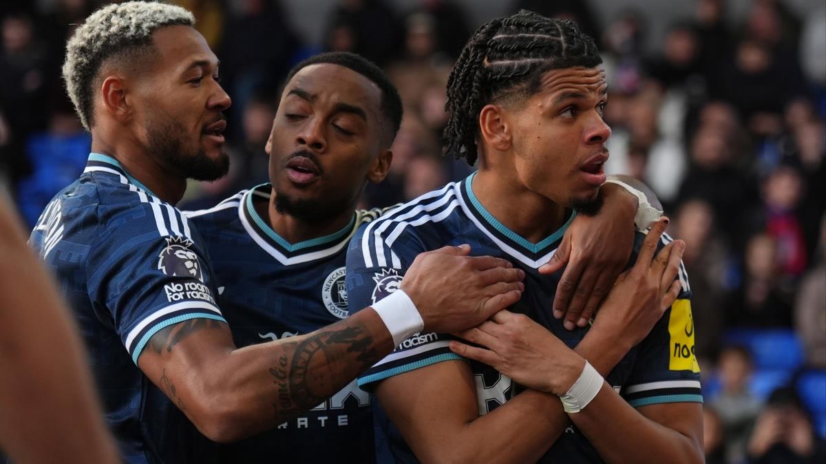 İngiltere'de Liverpool - Brighton'da iki gol 21 dakikada geldi, Crystal Palace - Newcastle United'da kim güldü