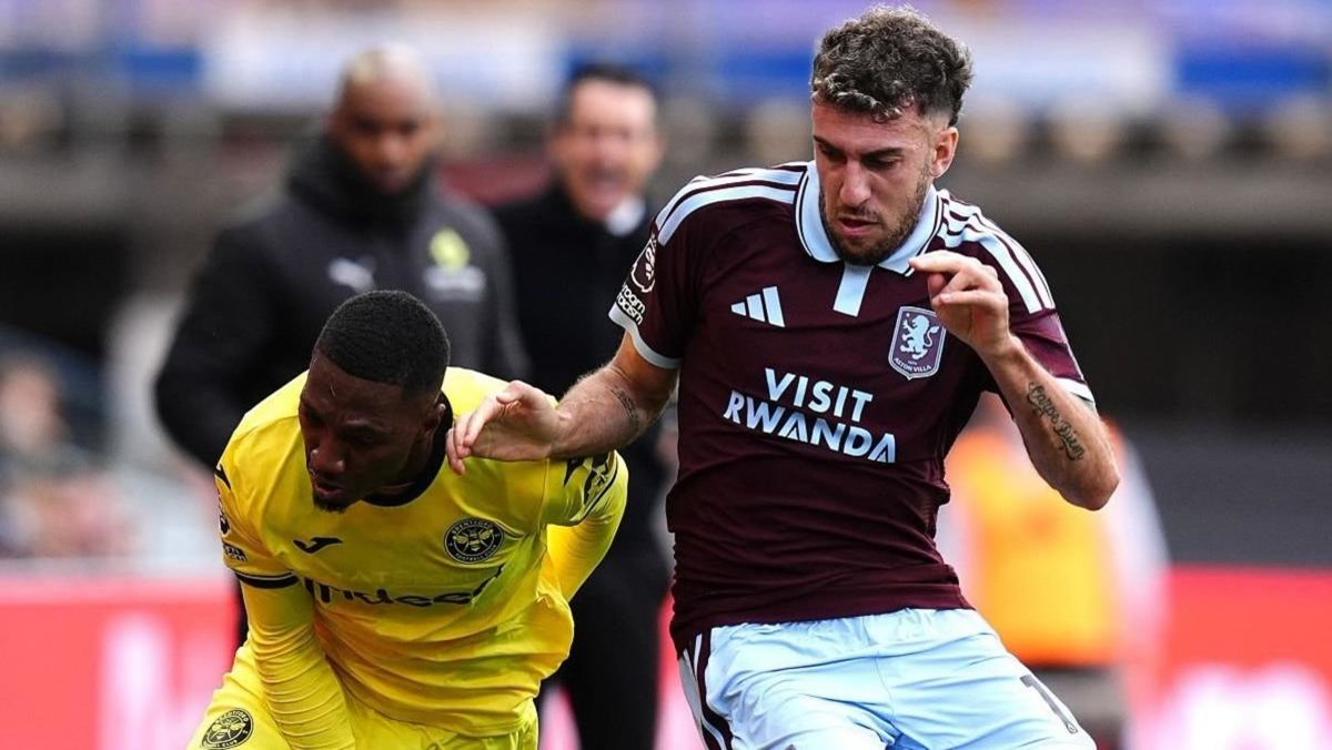 İngiltere'de Premier Lig cumartesisi: Chelsea beşi buldu, Arsenal geriden döndü, Fenerbahçe'nin rakibi Aston V