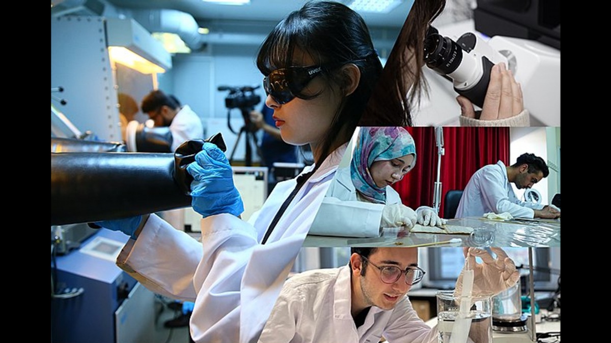 Araştırma laboratuvarında çalışan genç araştırmacılar