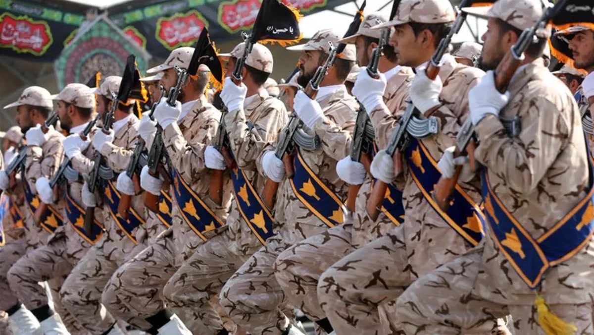 İran'da yeni Savunma Bakanı ilk sözünü İsrail'e söyledi: Hürmüz'de gözler o 7 güne çevrildi