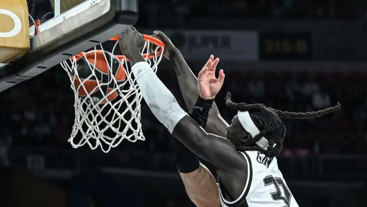 İspanya'da Beşiktaş basketbol, EuroLeague'de Baskonia'nın evinde son çeyrekte öyle bir şey yaptı ki Alimpijevi
