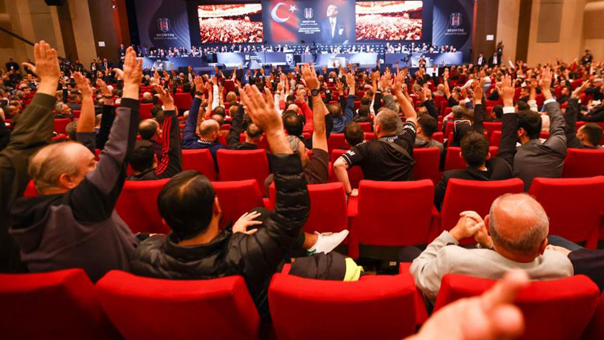 İstanbul'da Beşiktaş'ın borcu 27 milyarı aştı, Serdal Adalı rakipsiz sandığa gidiyor