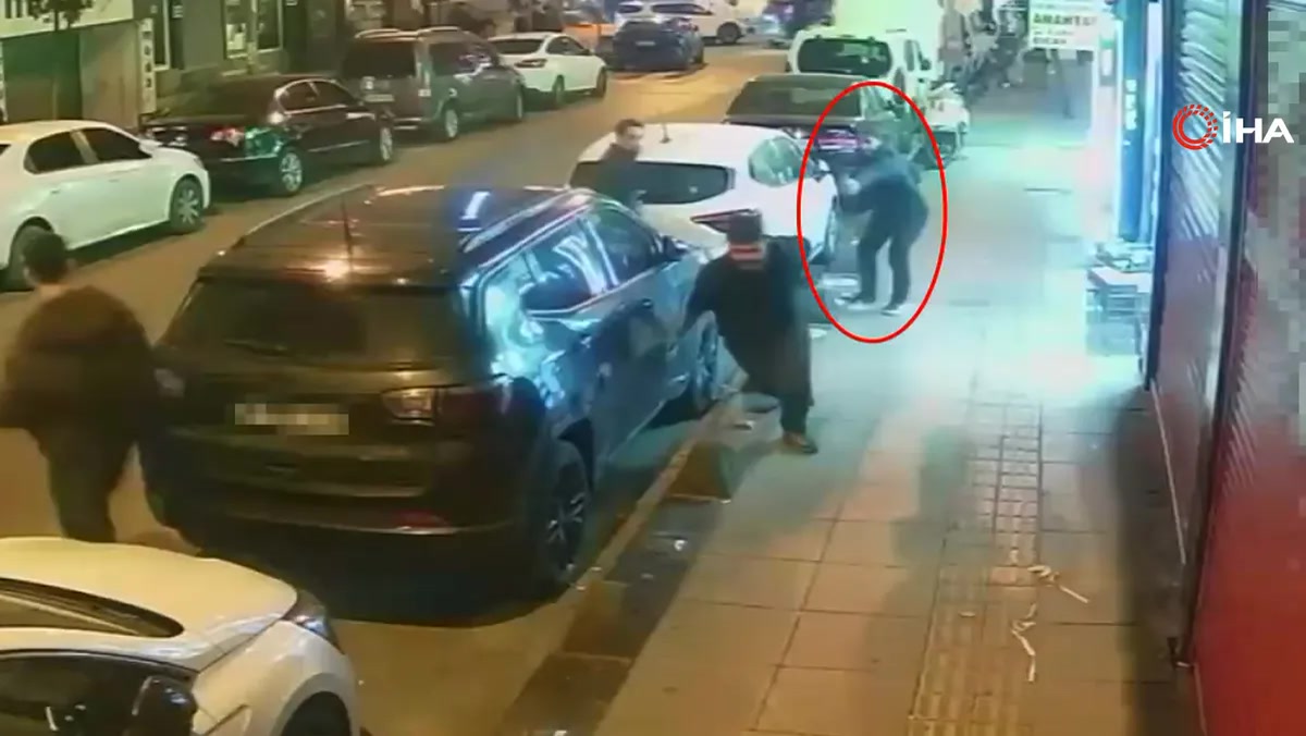 İstanbul Esenler'de sokak tartışması saniyeler içinde silaha döndü: Atışalanı Caddesi'nde geriye öyle bir manz