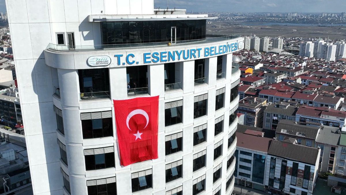 İstanbul Esenyurt Belediyesi'nde rüşvet soruşturması: Yusuf Ulutaş'ın makam odasında 9 milyon lira teslim edil