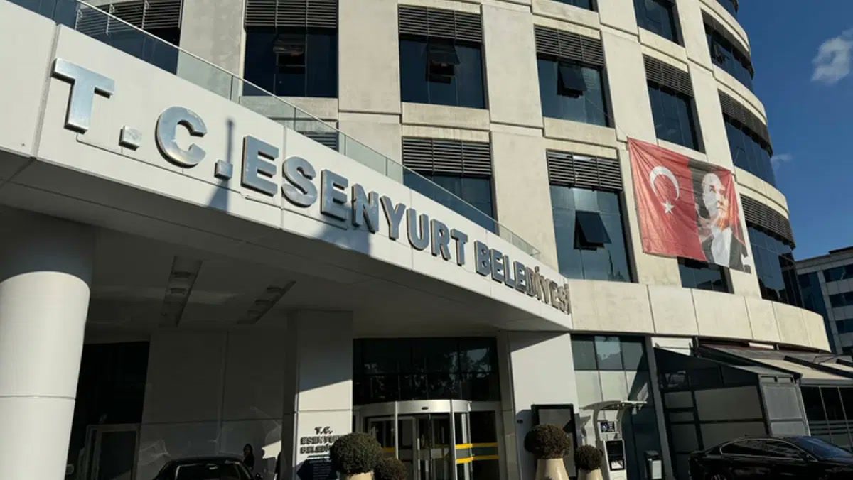 İstanbul Esenyurt Belediyesi'nde rüşvet soruşturması: Yusuf Ulutaş'ın makam odasında 9 milyon lira teslim edil