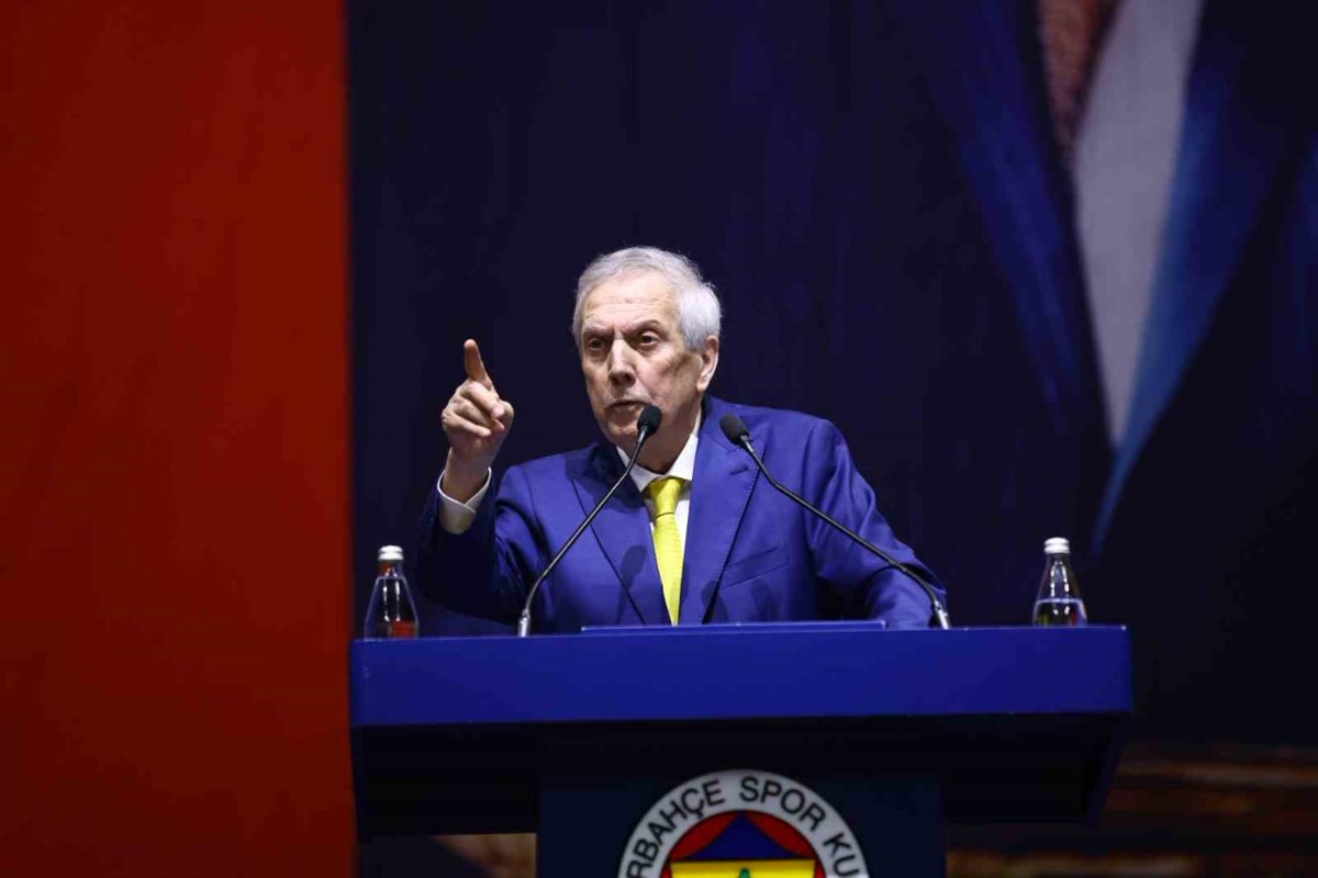 İstanbul Kadıköy'de Fenerbahçe Spor Kulübü Acun Ilıcalı'dan savunma istedi: Loca kavgası üyelik kavgasına mı d