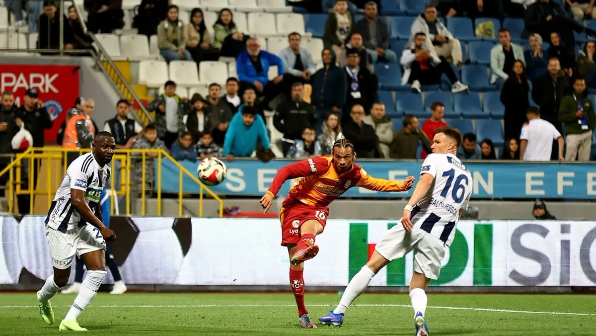 İstanbul'da Galatasaray-Kasımpaşa öncesi Okan Buruk cezalı, Kasımpaşalı Rafferty'den puan iddiası: 30 günde 8 