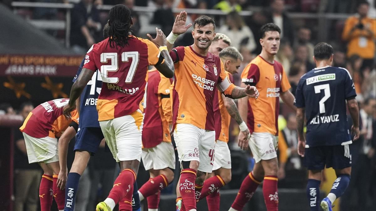 İstanbul'da Galatasaray - Kasımpaşa gecesi: Torreira kırmızı gördü, 10 kişi kalan Aslan'a Barış Alper Yılmaz'd