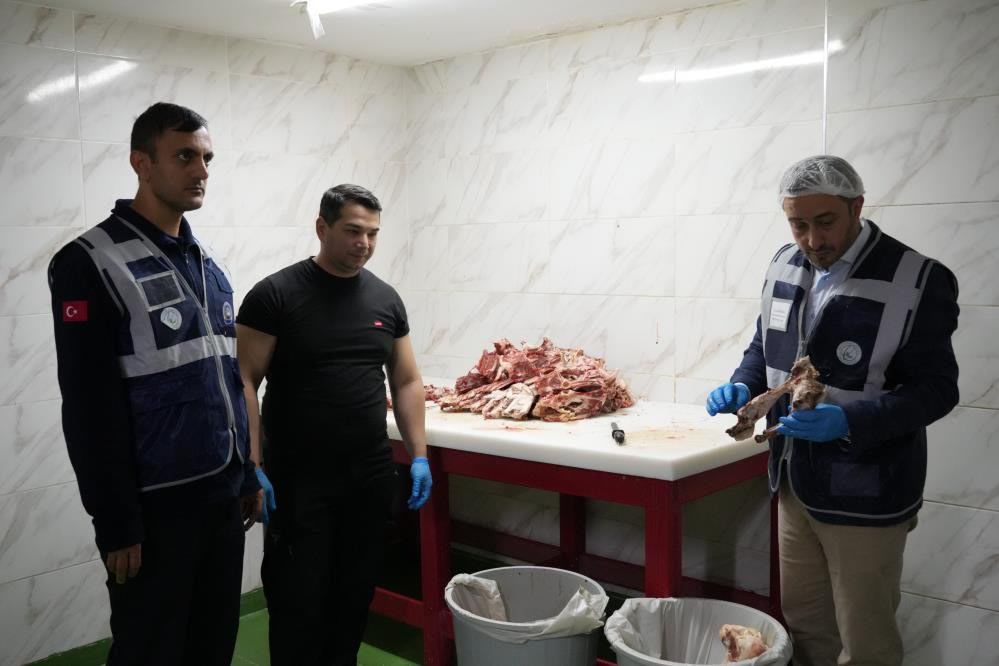 İstanbul Gaziosmanpaşa bozulmuş et skandalında sabun iddiası: kıyma makinesi ne arıyordu?