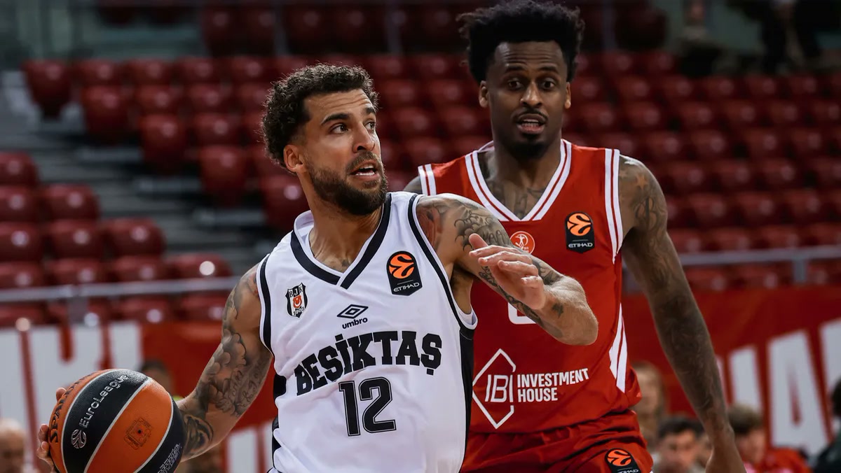 İstanbul'da Anadolu Efes - Bayern maçında iki isim oyun dışı kaldı, Sofya'da Hapoel Tel Aviv - Beşiktaş maçınd
