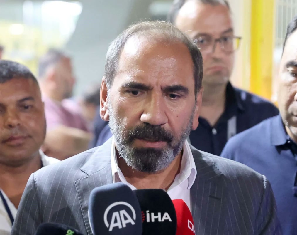 İstanbul'da TFF'nin Riva toplantısında masa devrildi: Mecnun Otyakmaz dahil 5 yönetici istifa etti, İbrahim Ha
