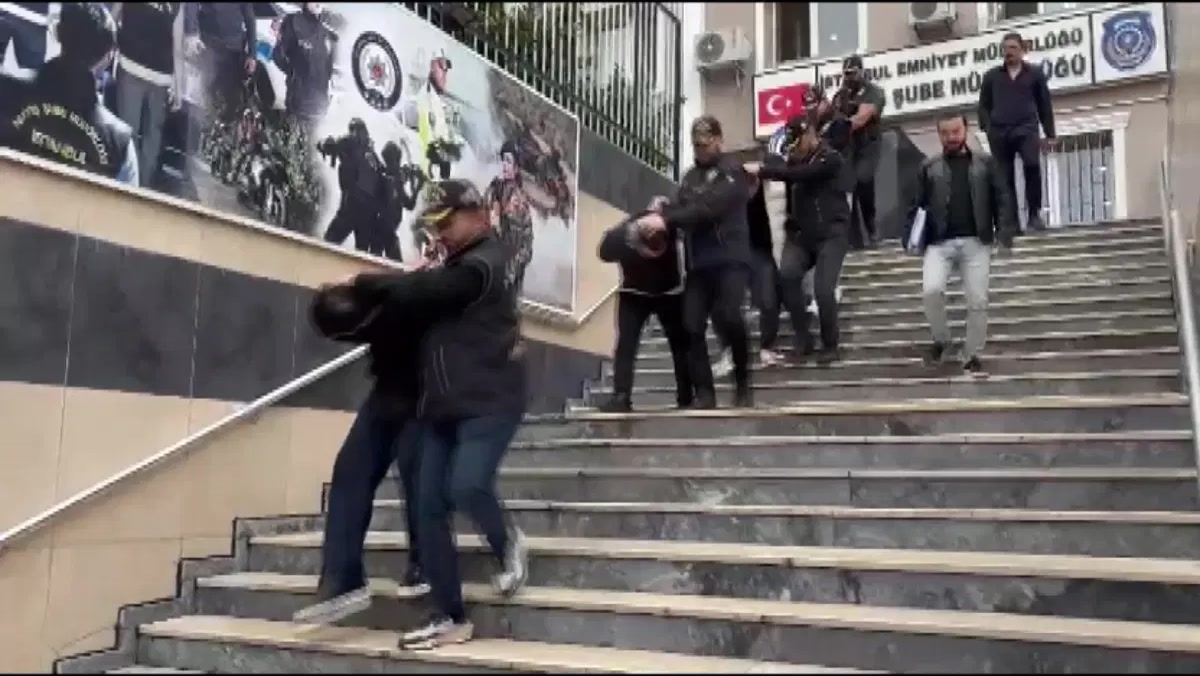 İstanbul'da Kadıköy döviz bürosu kurşunlama: kaçan 5 kişinin izi nereye çıktı?