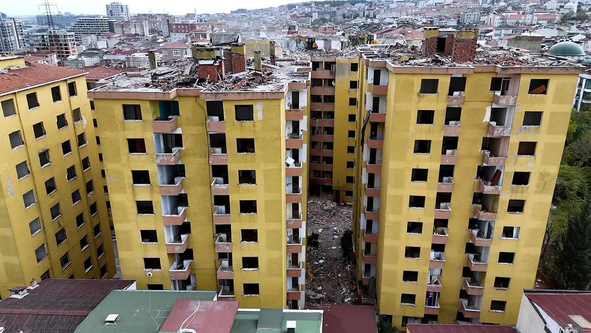 İstanbul'da kentsel dönüşümde 2027 planı belli oldu, zorunlu hale gelecek belge hangisi?