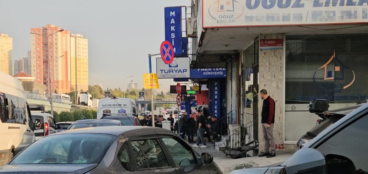 İstanbul Küçükçekmece'de müzikholde silahlı çatışma: Sabaha karşı İkitelli Caddesi'nde kurşunlar uçuştu, içeri