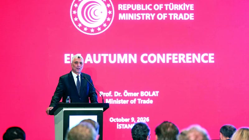 İstanbul'da Ömer Bolat 865 milyar dolarlık dış ticaret ve ihracat rakamını açıkladı; Avrupalı müteahhide ne te