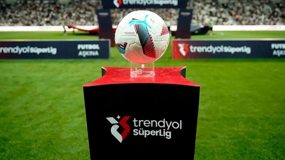 İstanbul'da PFDK 8 Süper Lig kulübünün cebine el attı: en ağır para cezası hangi takıma kesildi?